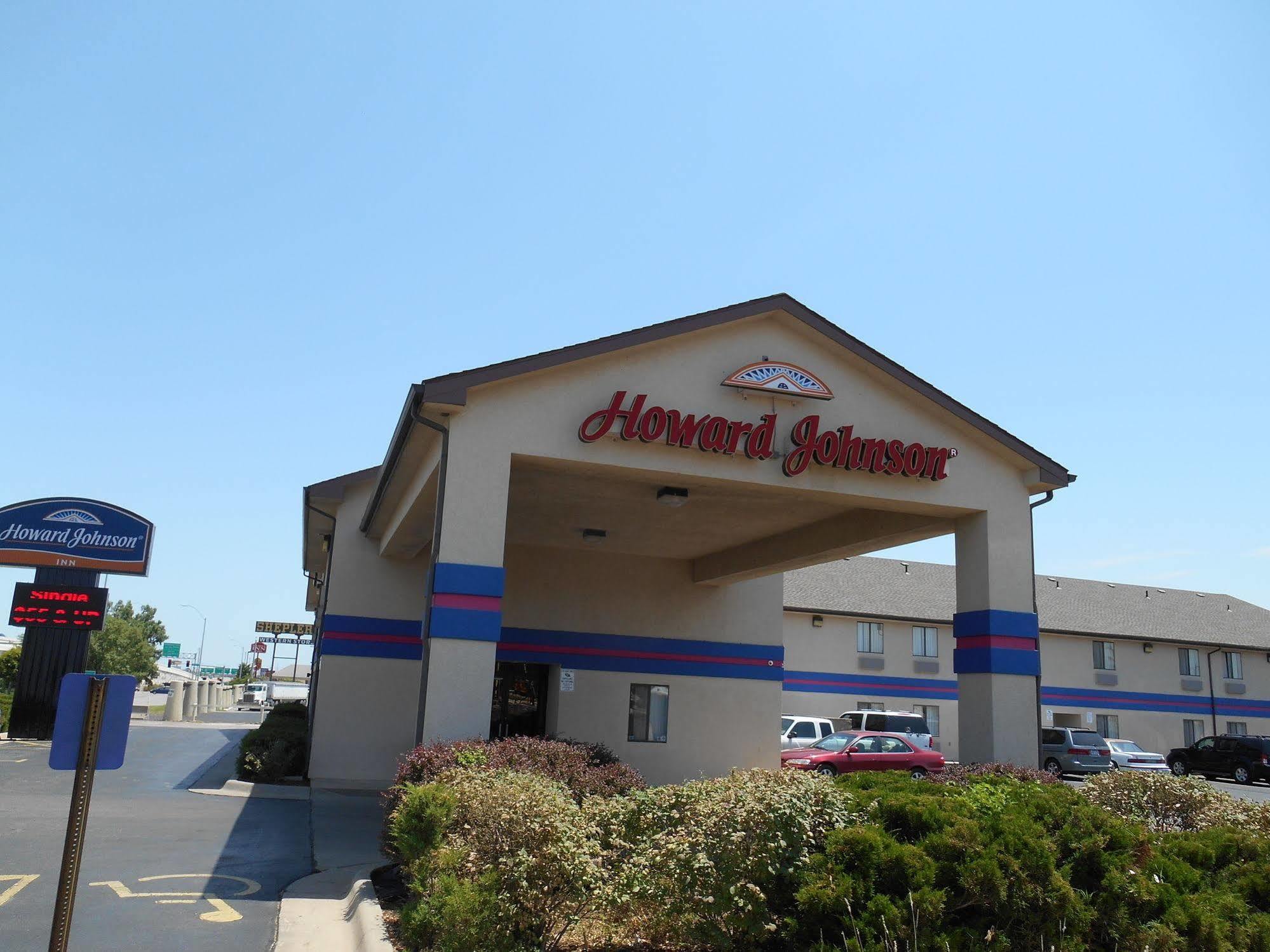 Howard Johnson By Wyndham Wichita Airport Kültér fotó